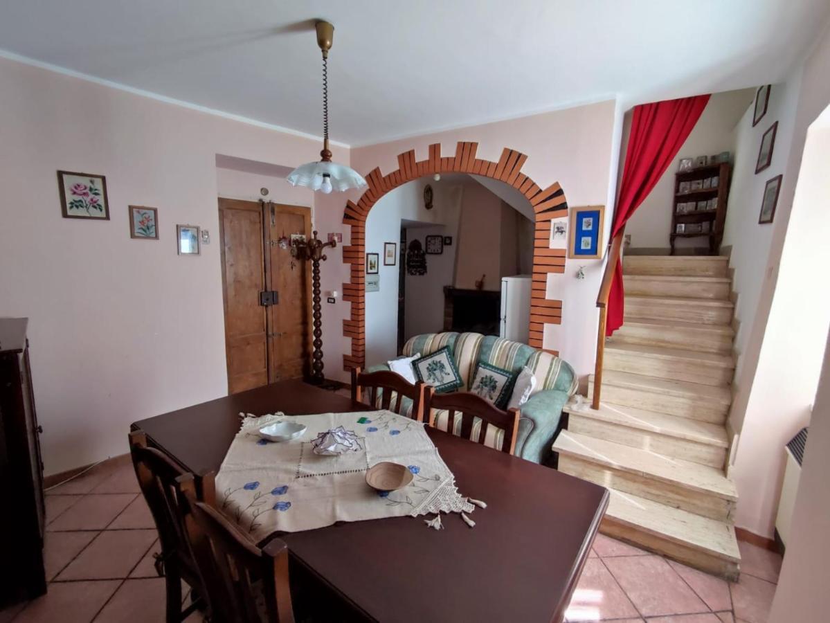 Casa Vacanza Nonna Maria Calvi dellʼ Umbria エクステリア 写真